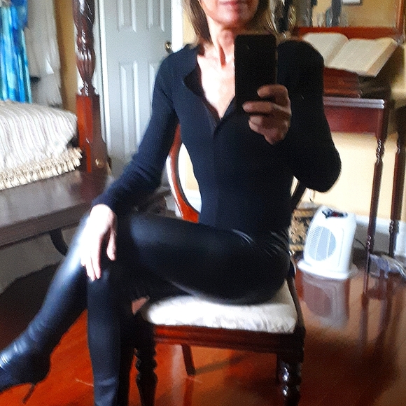 Vintage Armani sweater - Picture 7 of 10